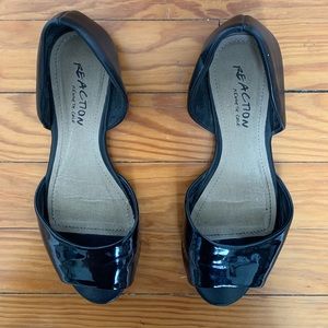 Kenneth Cole Reaction Flats